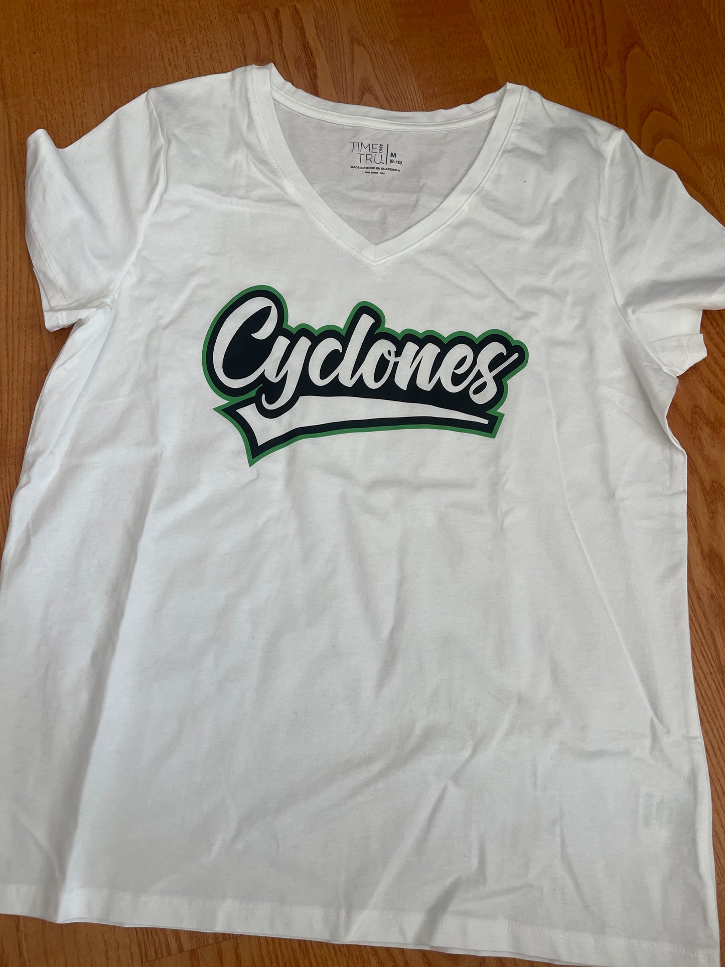 Women's Medium V-neck
